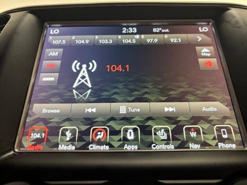 Used 2018 Jeep Grand Cherokee Limited image 24