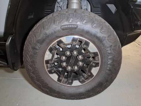 Used 2024 GMC Hummer EV 2X w/ Extreme Off-Road Package AWD/4WD image 24