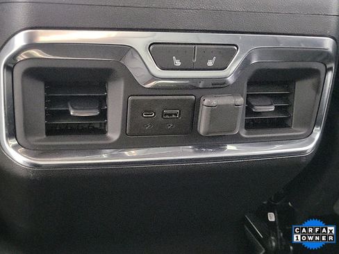 Used 2020 Chevrolet Silverado 2500 LTZ w/ LTZ Premium Package image 16