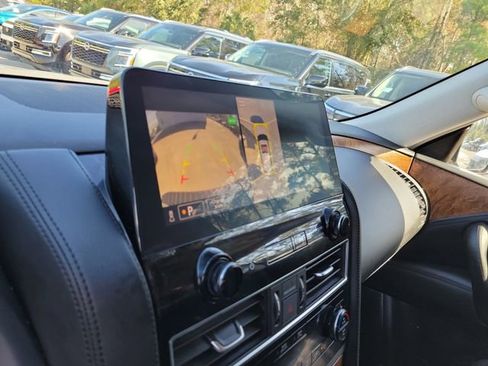 Used 2022 Nissan Armada SL image 21