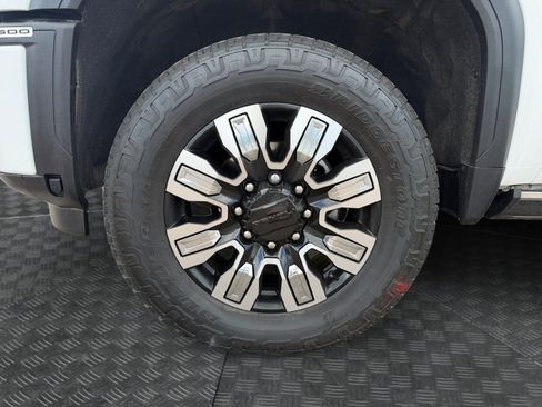 Used 2024 GMC Sierra 2500 Denali w/ Denali Reserve Package AWD/4WD image 34