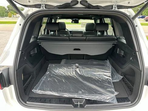 New 2026 Mercedes-Benz GLB 250 4MATIC image 28