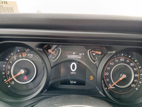 New 2026 Jeep Gladiator Sport image 20