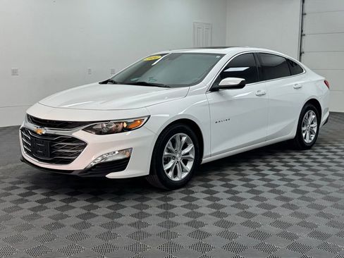 Used 2024 Chevrolet Malibu LT image 2
