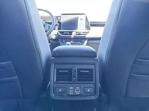 New 2026 Subaru Outback Limited AWD/4WD image 23