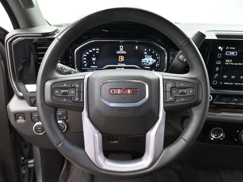 Used 2024 GMC Sierra 1500 Elevation AWD/4WD image 15