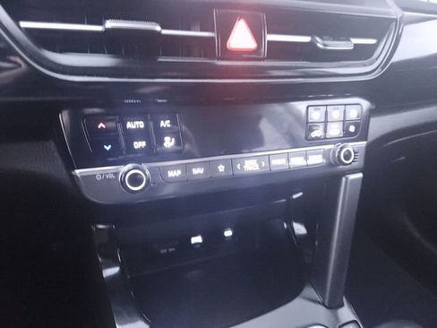 Used 2024 Kia Seltos S AWD/4WD image 19