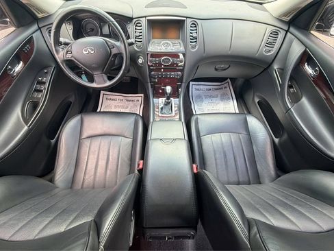 Used 2017 INFINITI QX50 2WD w/ Premium Package image 15