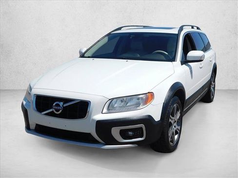 Used 2012 Volvo XC70 T6 AWD/4WD image 2