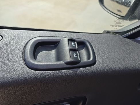 New 2025 Ford Transit 250 148 Medium Roof image 22