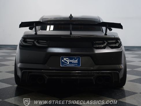 Used 2019 Chevrolet Camaro ZL1 RWD image 24