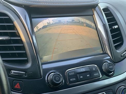 Certified 2019 Chevrolet Impala LT image 12