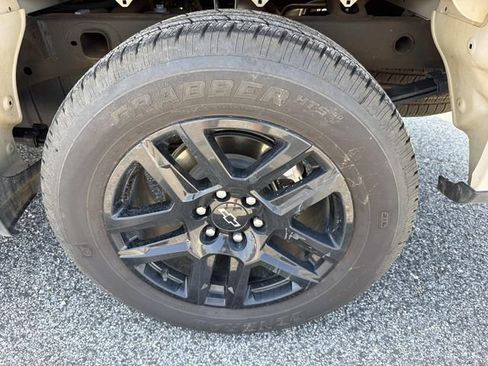 Certified 2026 Chevrolet Silverado 1500 Custom RWD image 33