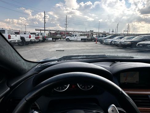 Used 2006 BMW M6 Coupe image 39