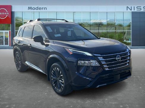 New 2026 Nissan Rogue Platinum image 3