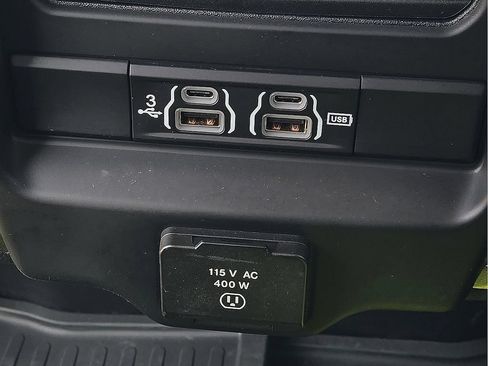 Used 2020 RAM 2500 Laramie AWD/4WD image 10