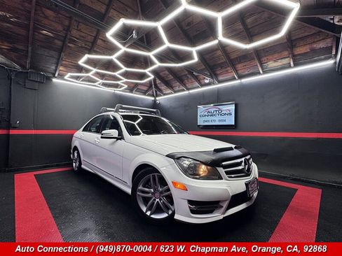 Used 2013 Mercedes-Benz C 250 Sedan image 1