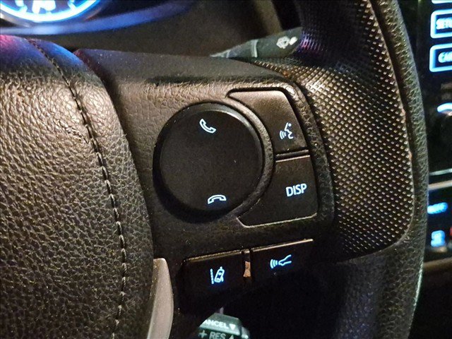 Used 2017 Toyota Corolla LE FWD image 15