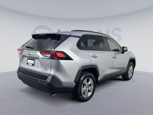 Used 2025 Toyota RAV4 XLE w/ Convenience Package AWD/4WD image 11