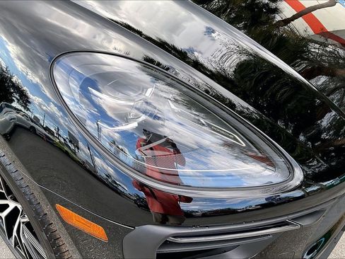 Used 2023 Porsche Macan S image 34