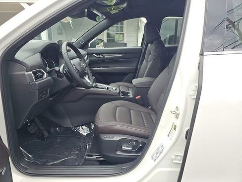 New 2025 MAZDA CX-5 Signature image 9