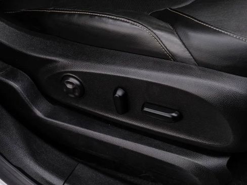 Used 2017 Buick Envision Essence FWD image 39