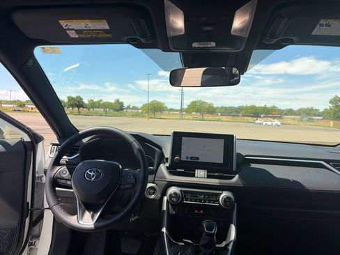 Used 2025 Toyota RAV4 SE AWD/4WD image 21