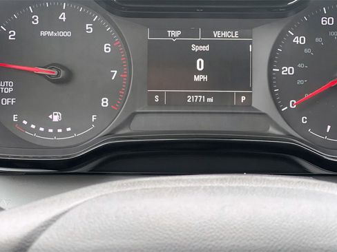 Used 2024 Chevrolet Trax LS image 28