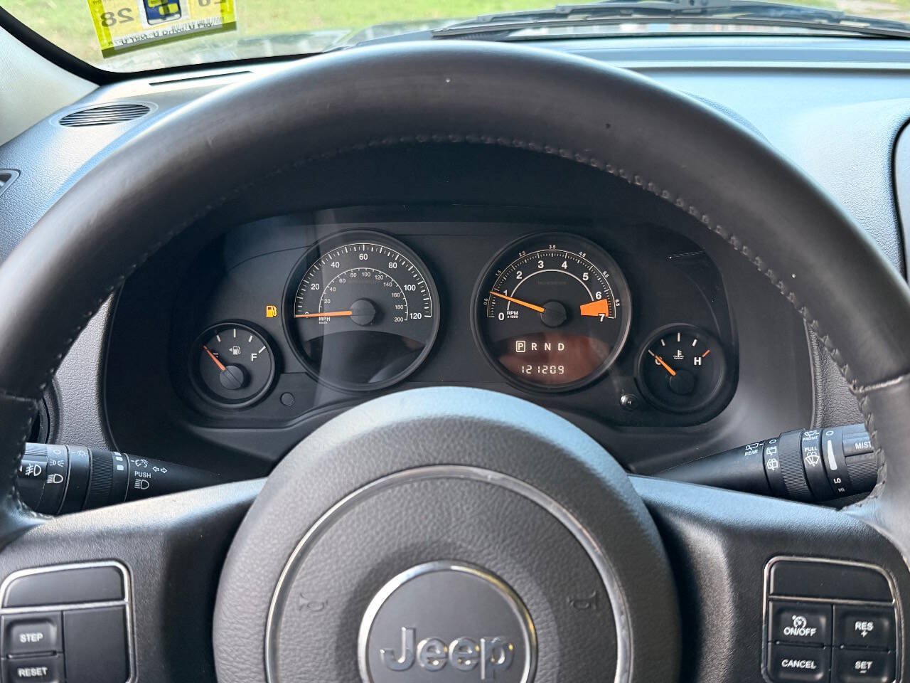 Used 2015 Jeep Patriot High Altitude AWD/4WD image 9