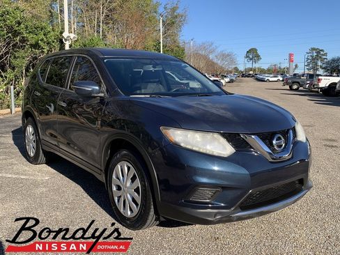 Used 2015 Nissan Rogue S image 1
