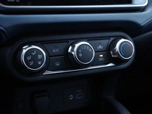 New 2025 Nissan Versa SV w/ Trunk Package image 13