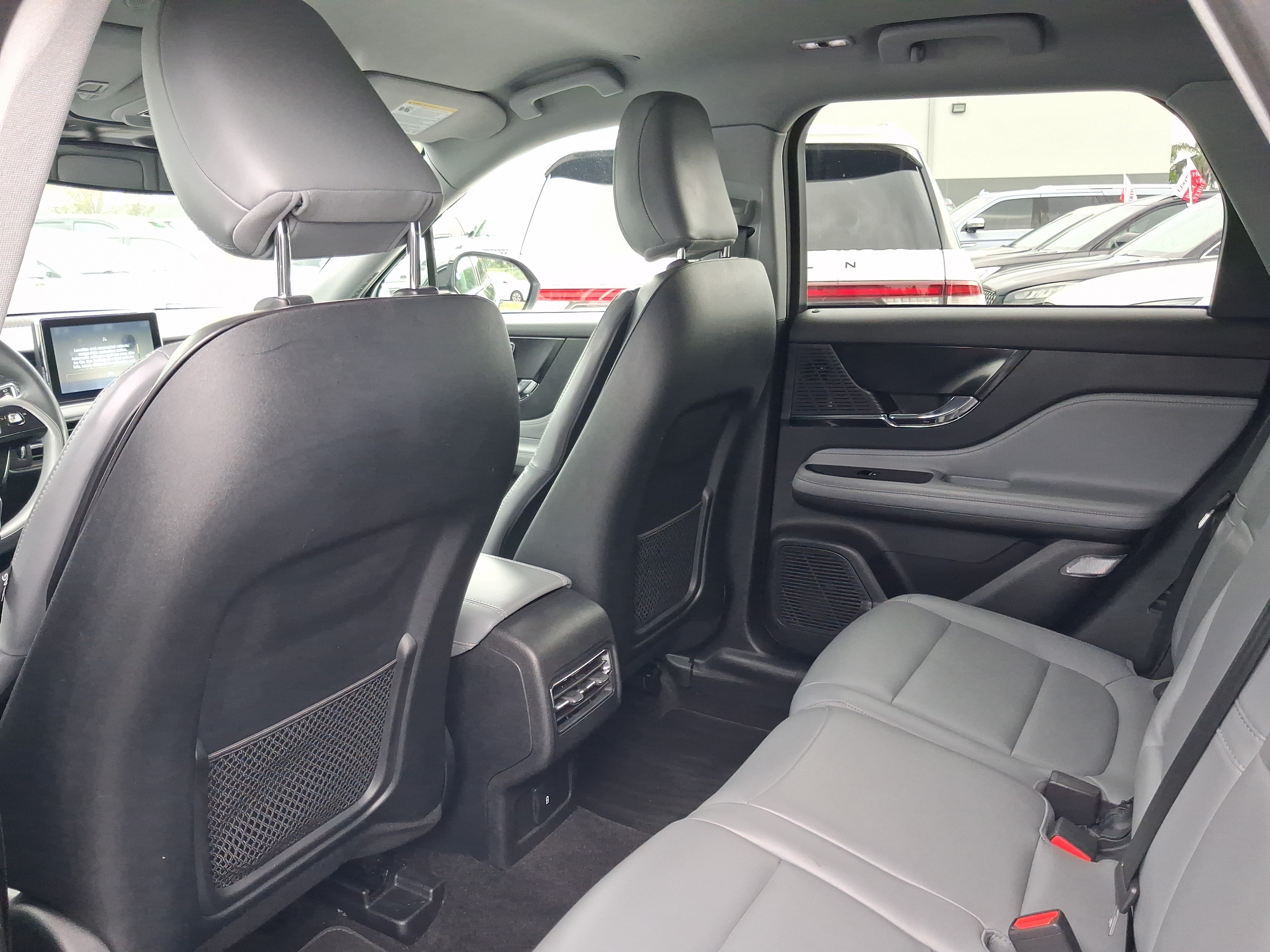 Used 2021 Lincoln Corsair FWD image 5