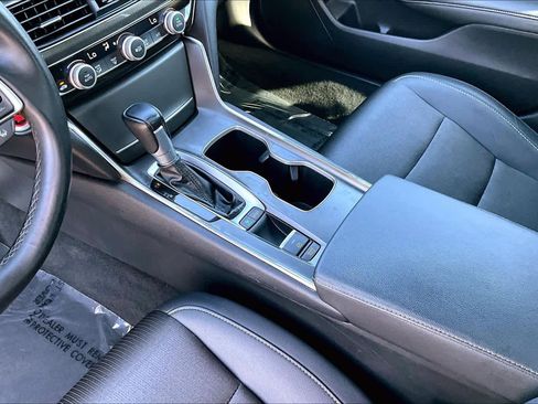 Used 2019 Honda Accord Sport image 16