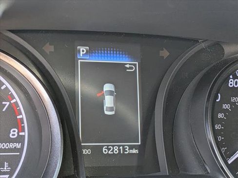 Used 2021 Toyota Camry SE image 10