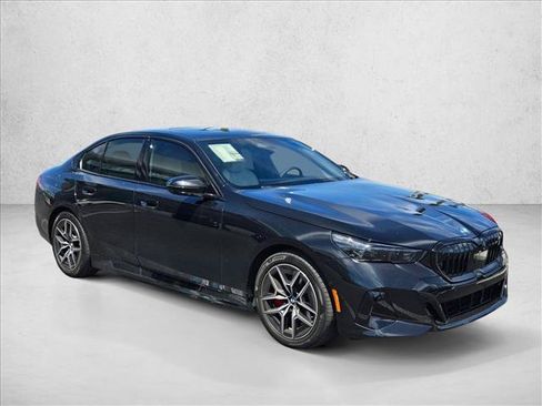 New 2026 BMW i5 eDrive40 w/ M Sport Package AWD/4WD image 7