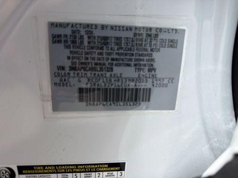 Used 2025 Nissan Kicks SV FWD image 33