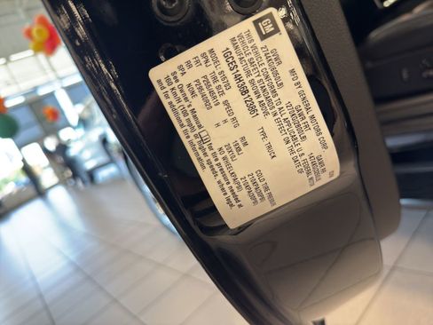 Used 2006 Chevrolet SSR w/ Preferred Equipment Group image 22