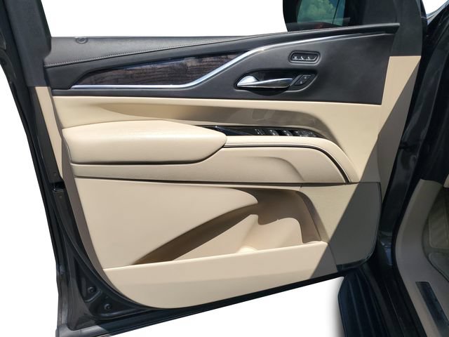 Used 2021 Cadillac Escalade Premium Luxury AWD/4WD image 9