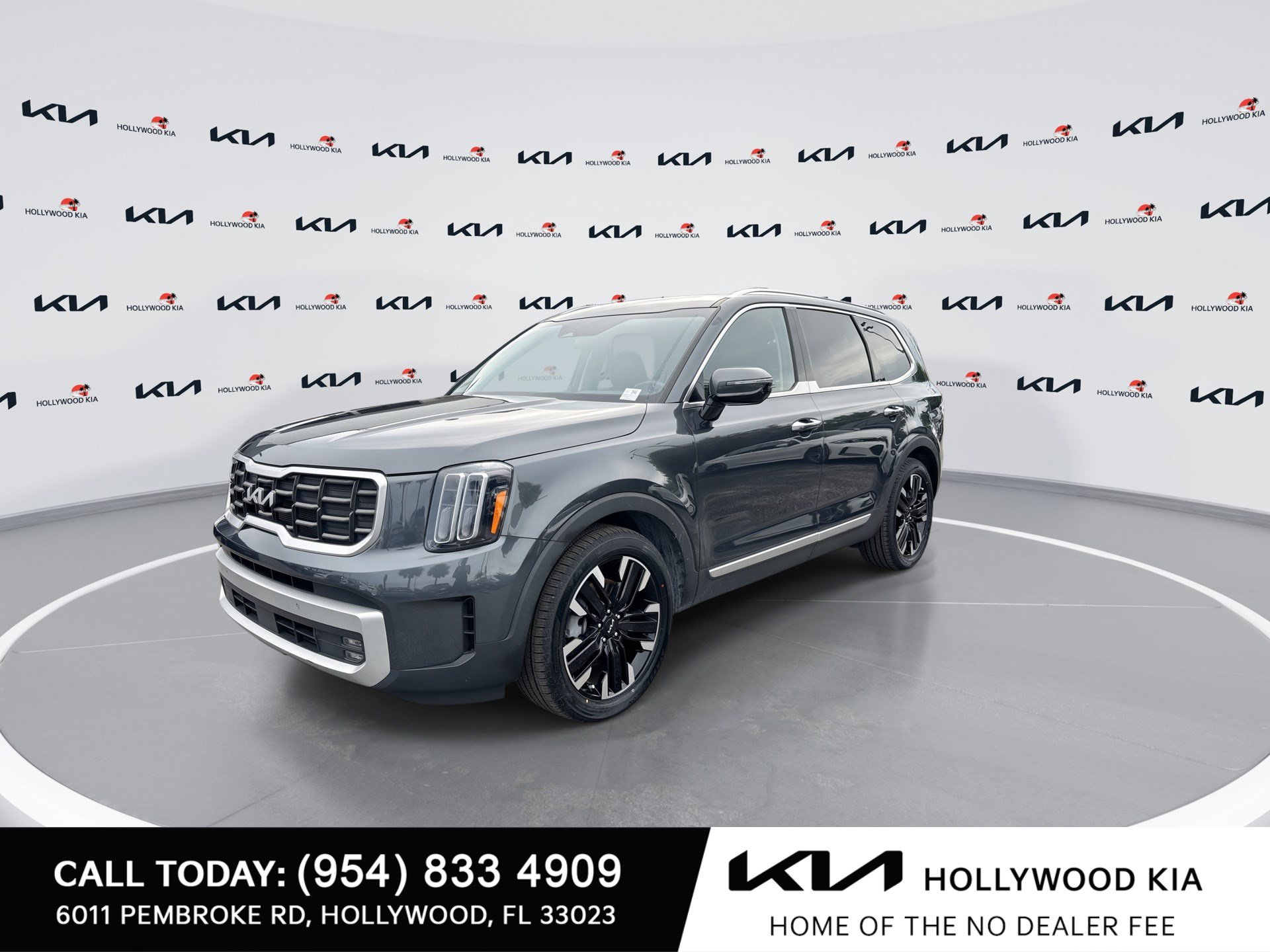 Certified 2024 Kia Telluride SX w/ Towing Package AWD/4WD image 4