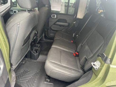 Used 2021 Jeep Wrangler Unlimited Sahara w/ Safety Group image 20