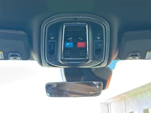 New 2025 Jeep Grand Cherokee Laredo image 23