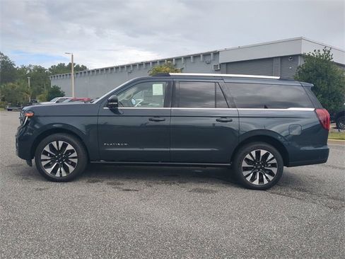 New 2025 Ford Expedition Max Platinum w/ Driver's Package image 23