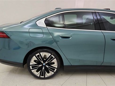 Used 2025 BMW 540i xDrive 540i xDrive image 7