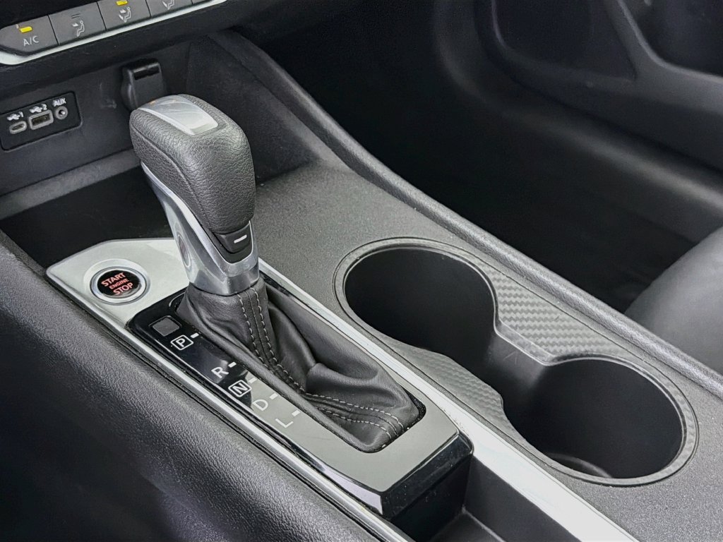 Used 2025 Nissan Altima 2.5 SV FWD image 20