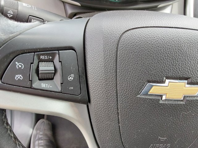 Used 2020 Chevrolet Sonic Premier FWD image 27