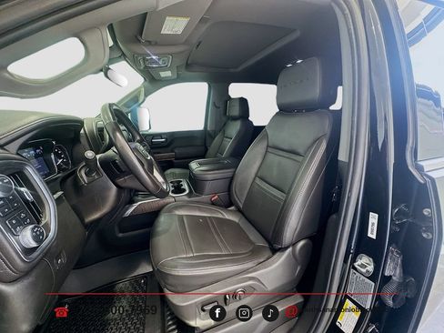 Used 2021 GMC Sierra 2500 Denali w/ Denali Black Diamond Edition AWD/4WD image 23