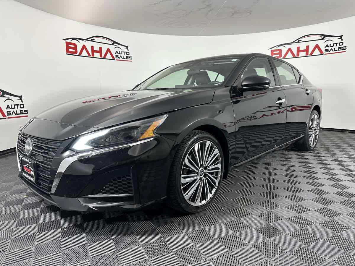Used 2023 Nissan Altima 2.5 SL AWD/4WD image 2