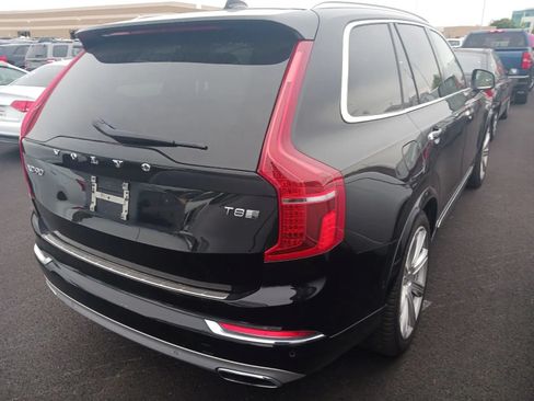 Used 2017 Volvo XC90 T8 Inscription w/ Vision Package AWD/4WD image 2