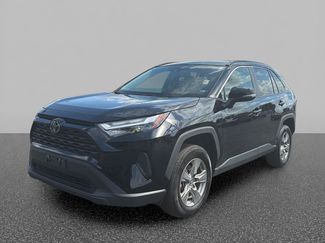 Used 2025 Toyota RAV4 XLE AWD/4WD video 1