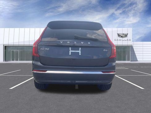 Used 2024 Volvo XC90 B6 Plus AWD/4WD image 7